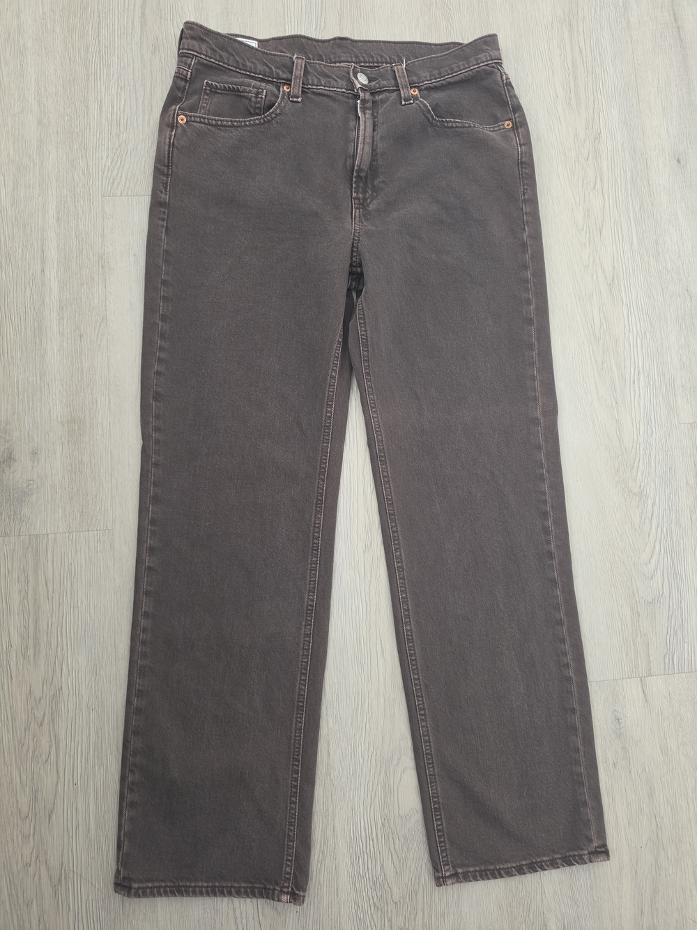 GAP Straight-Leg Women’s Jeans in Charcoal Brown